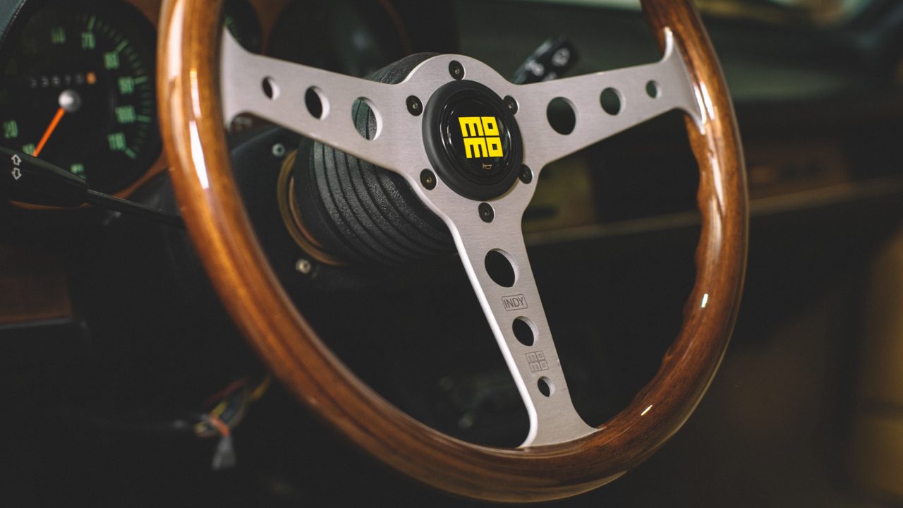 IND35MAOP Momo Heritage Indy Wood Steering Wheel 350mm Diameter