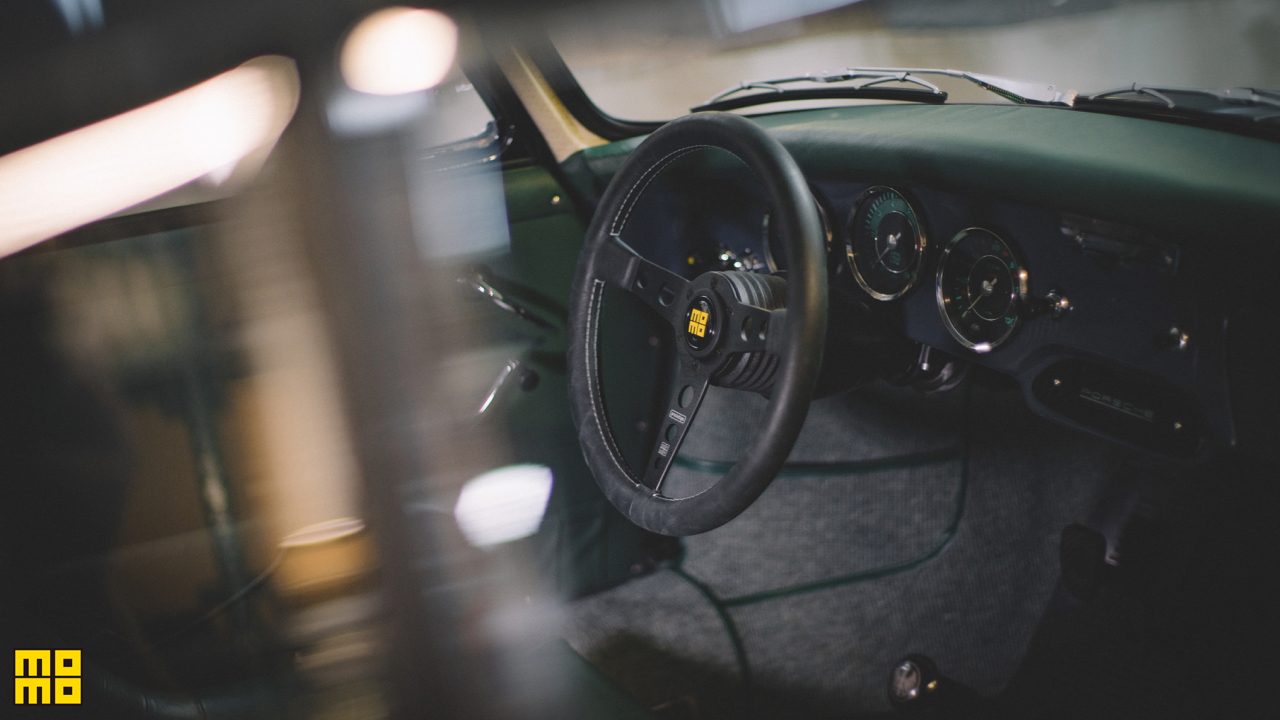 momo-heritage-porsche-356-rod-emory-outlaw-911-prototipo-leather-steering-wheel-o