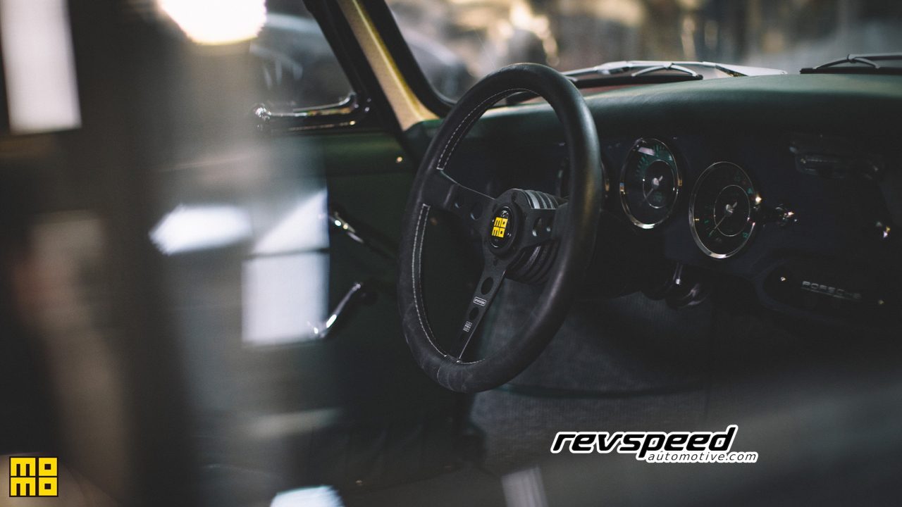 momo-heritage-porsche-356-rod-emory-outlaw-aftermarket-prototipo-black-steering-wheel-c