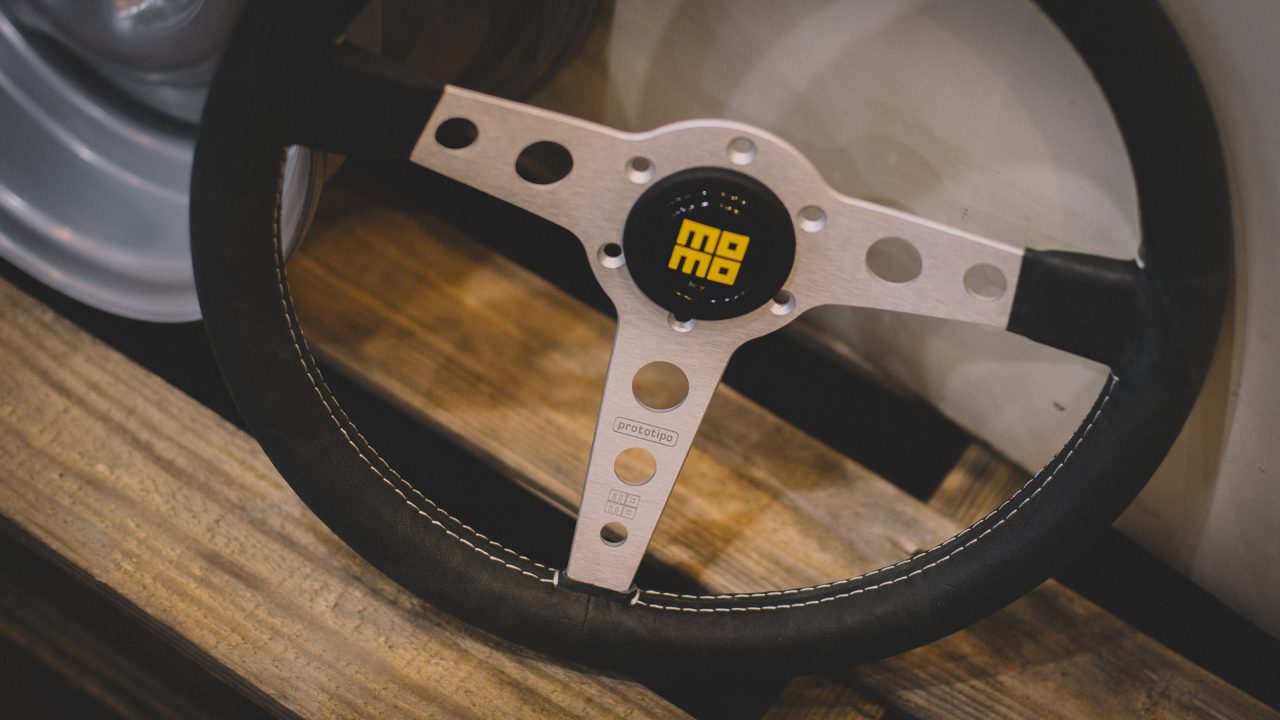 MOMO Heritage Prototipo Silver 350mm Steering Wheel MOMO Heritage Prototipo Silver 350mm Steering Wheel
