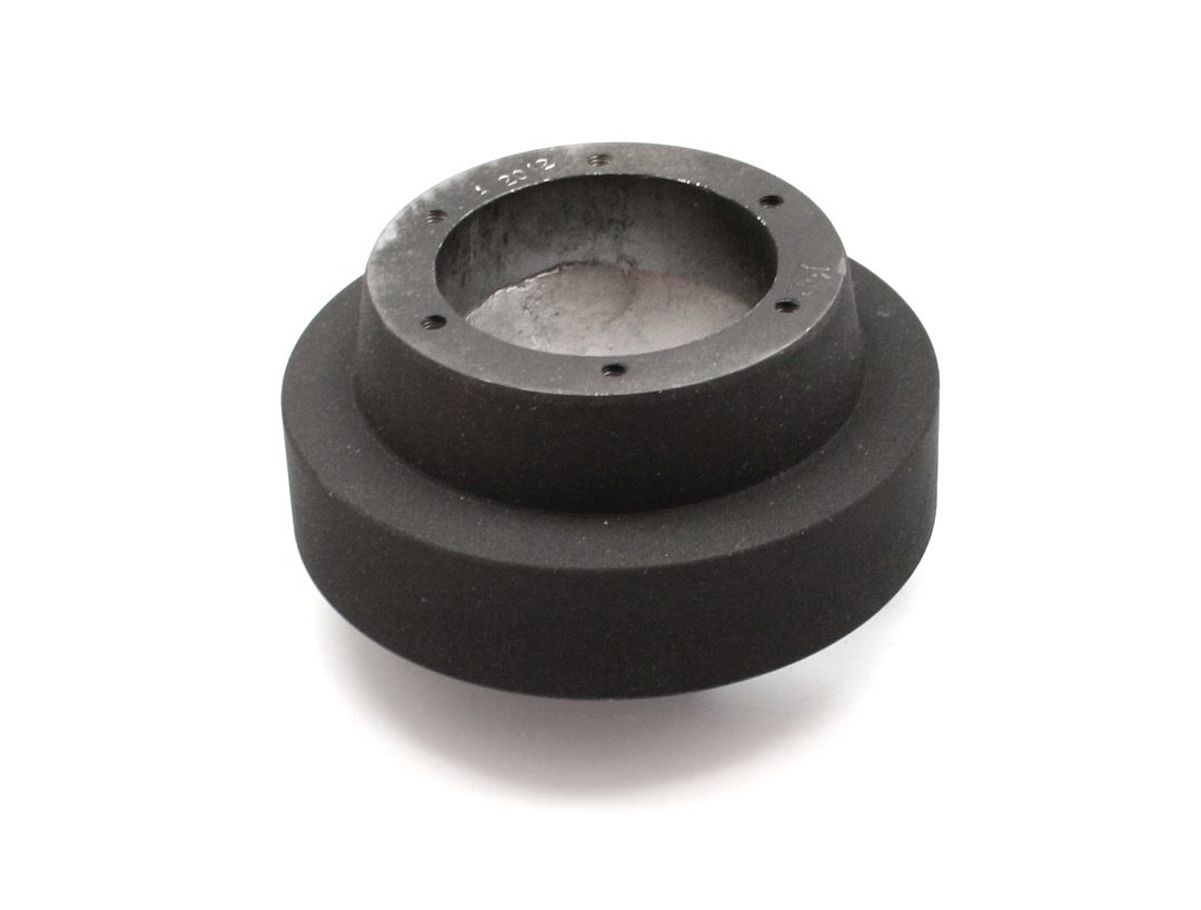 Buy Genuine MOMO Hub / Boss kit with FREE shipping!