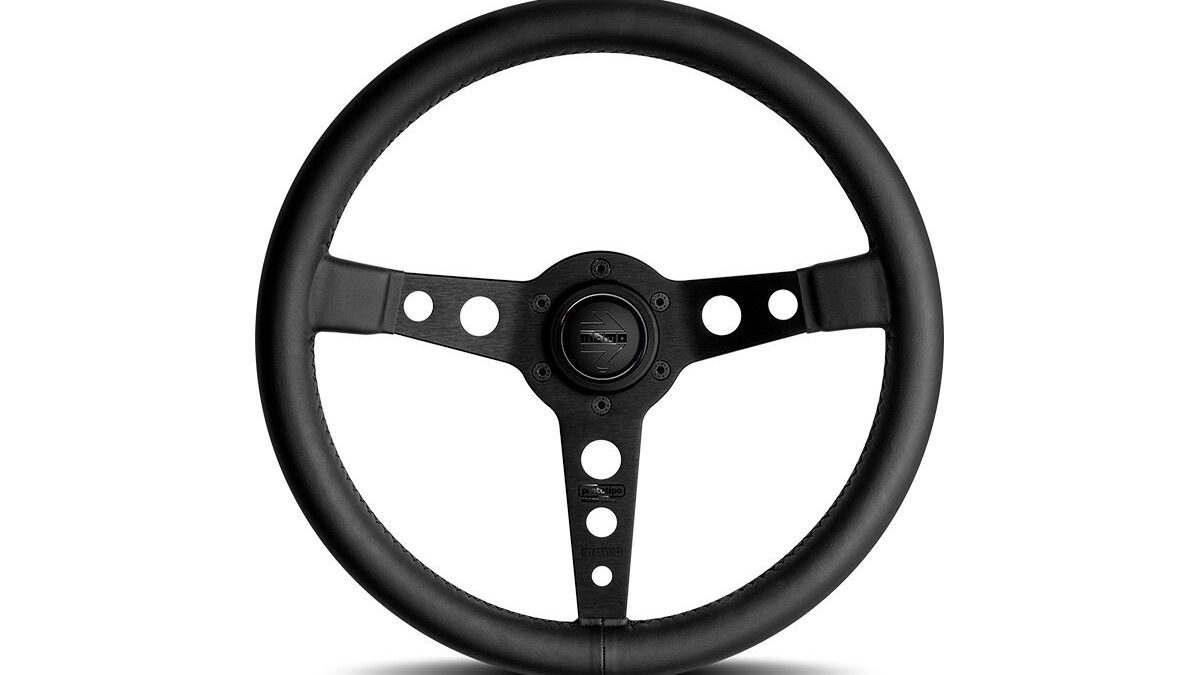 Monu様 MOMO Prototipo Black Edition 350mm Steering Wheel