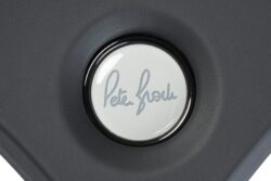 MOMO Fkyer Peter Brock VHDTBROCKBK38